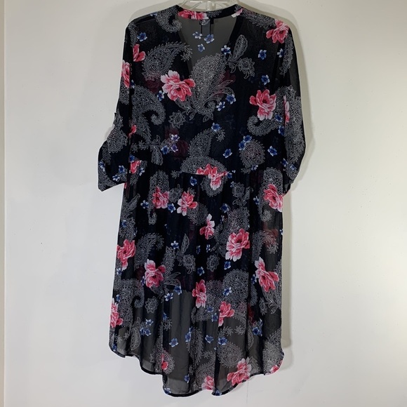 Torrid 00 (US 10) Paisley Print Chiffon Button Front Top. - Picture 8 of 10